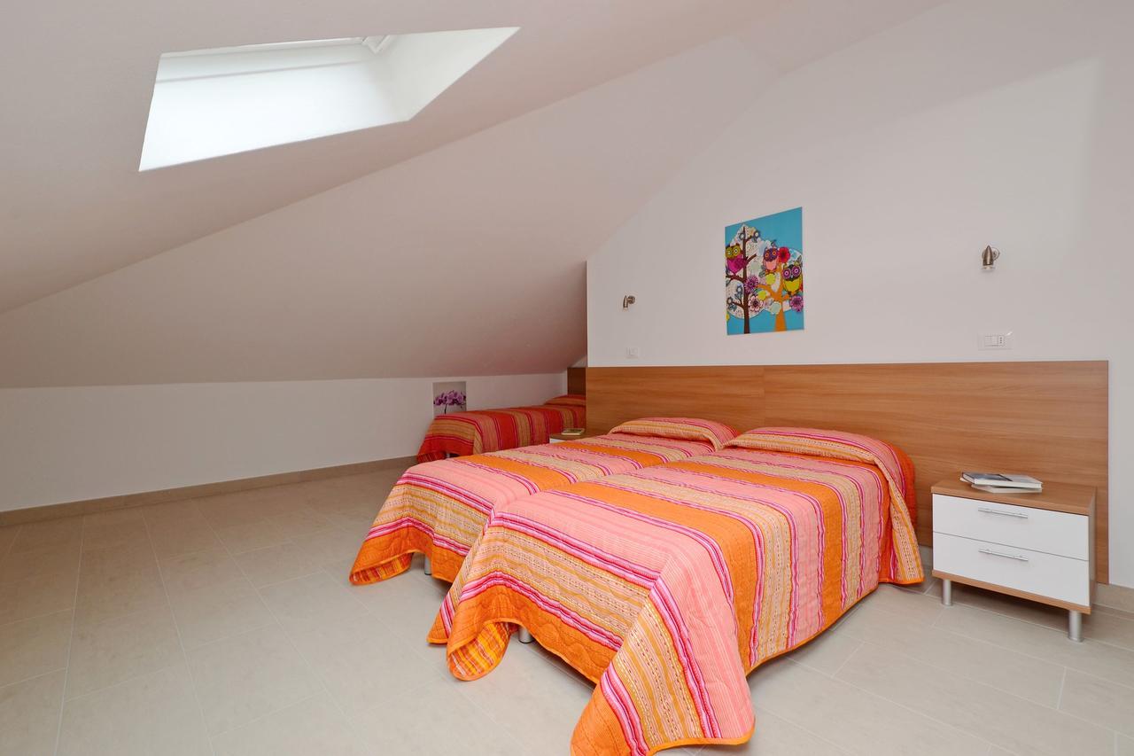 Apartments In Lignano 21656 Lignano Sabbiadoro Room photo